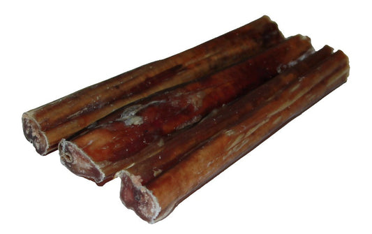Duże kawałki suszonego czerwonego penisa wołowego, naturalna przekąska dla dużych psów